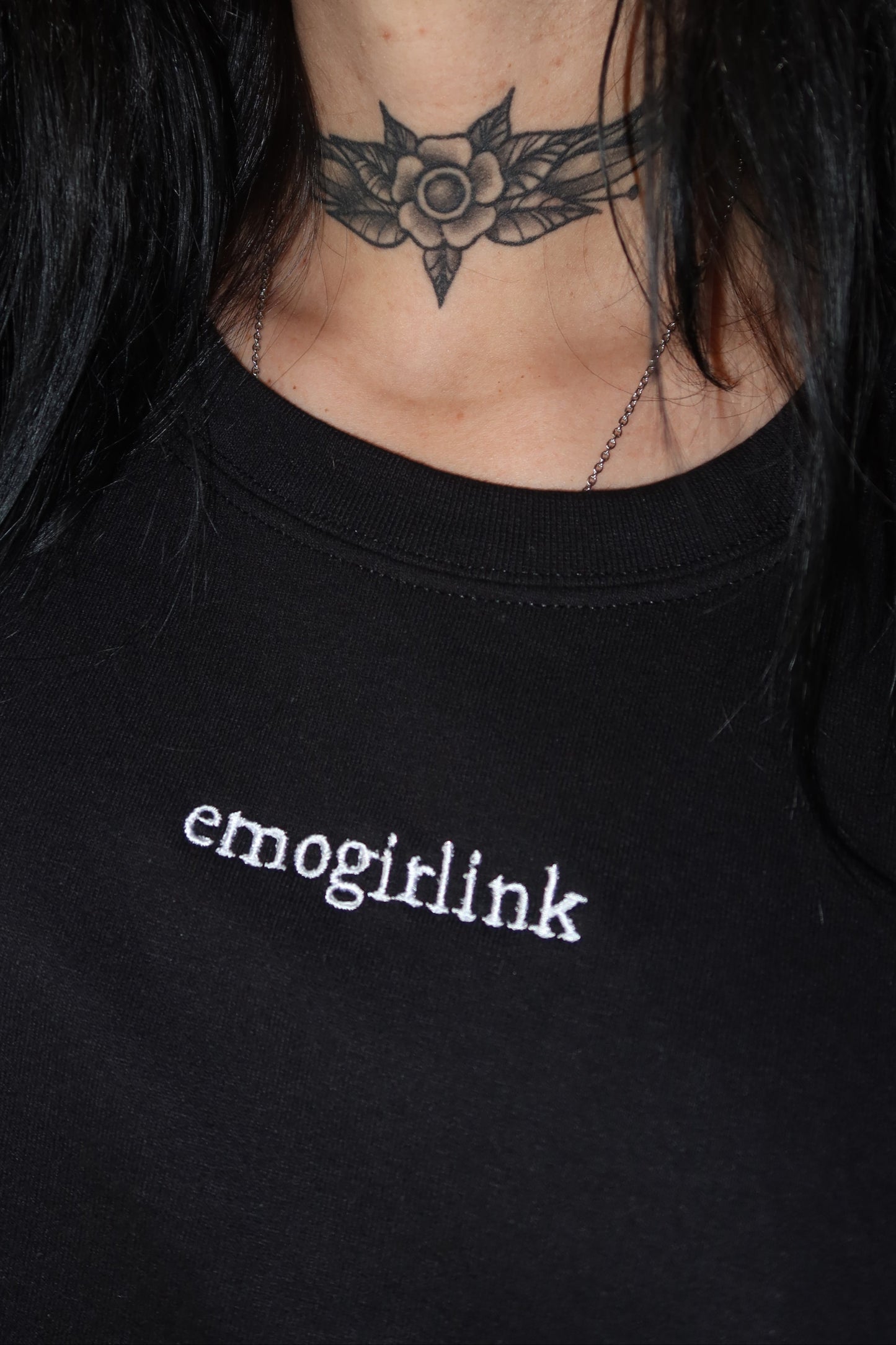 EMO GIRL INK CREWNECK