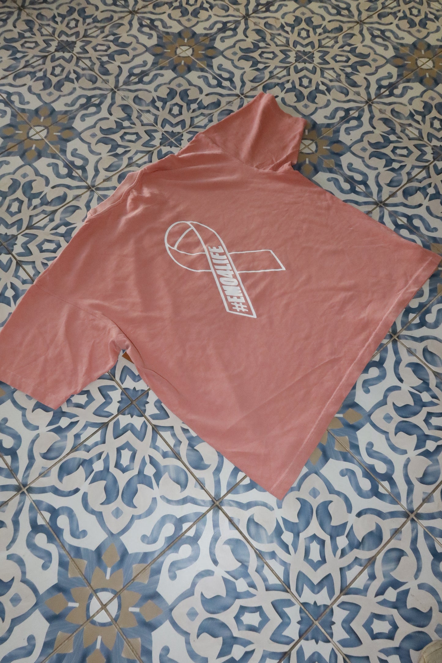 EMO GIRL INK RIBBON TEE